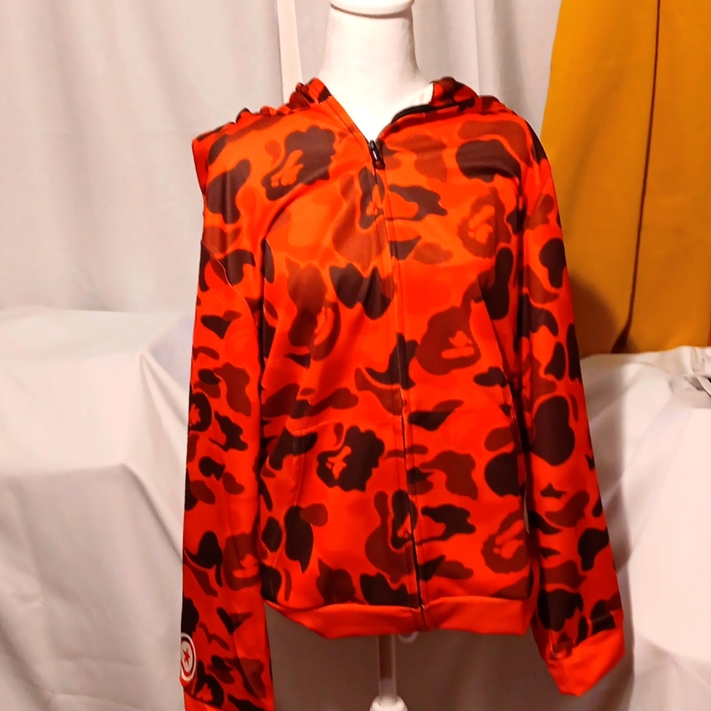 WOMENS JAWS HOODIE CAMO SIZE X LARGE